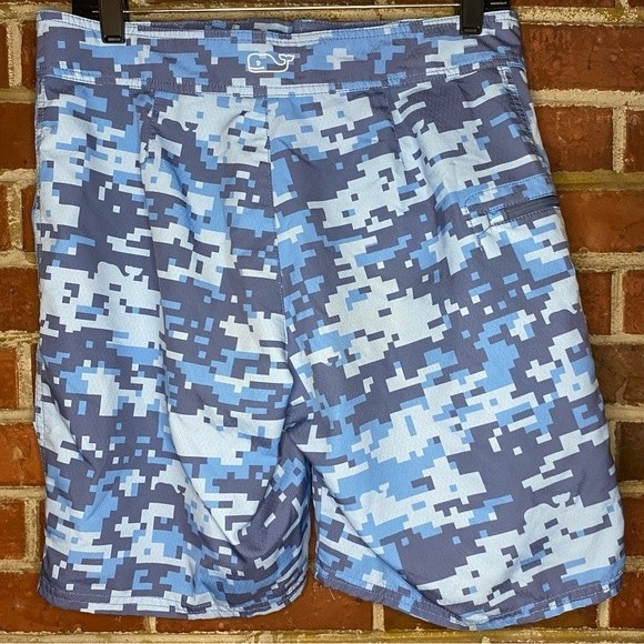 Vineyard Vines Men’s Digi Camo Whale Board Shorts Blue Size 30 - Picture 5 of 10